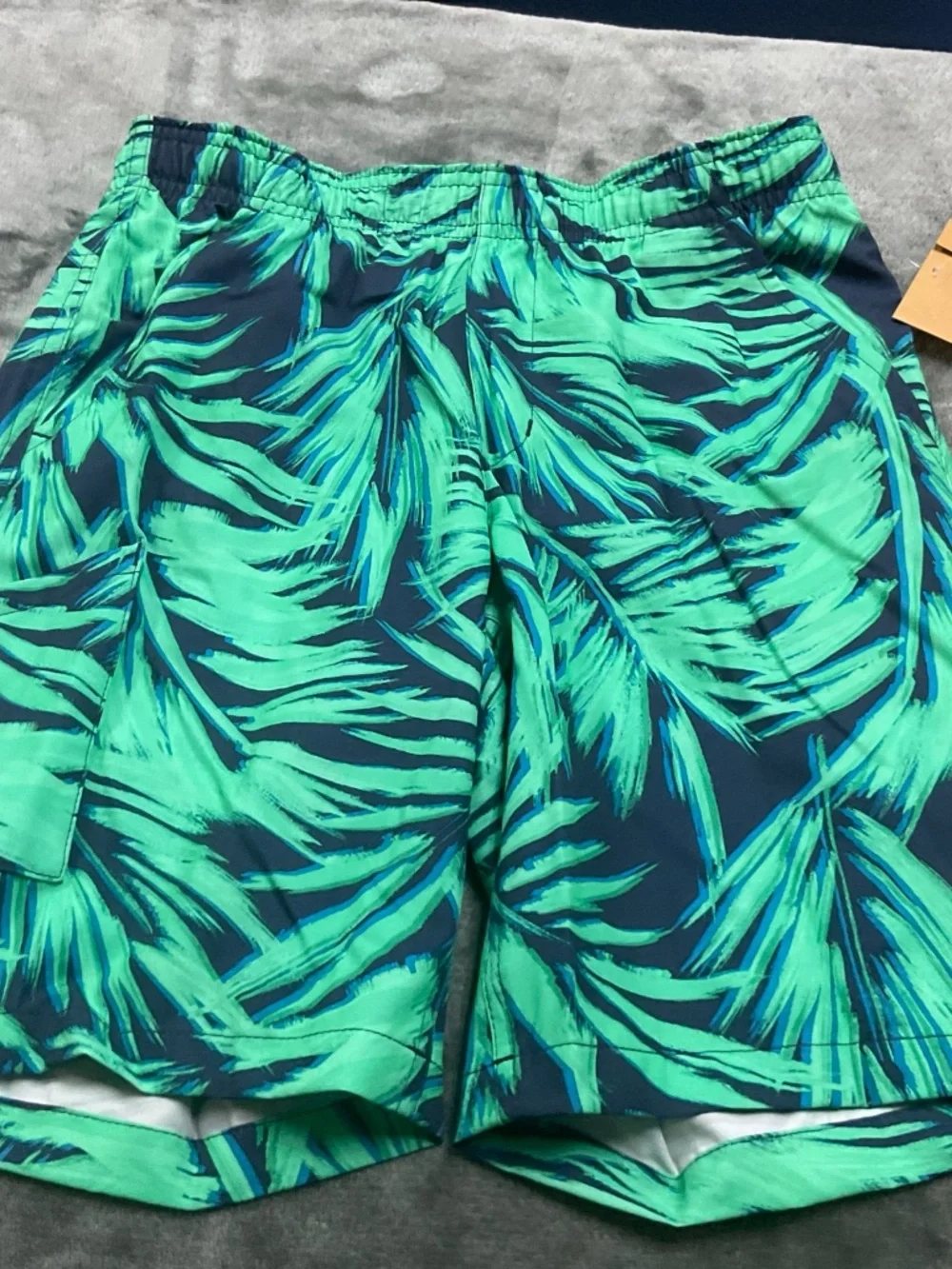 FEILD & stream medium shorts